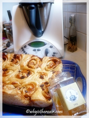It’s Sticky in Chelsea: Thermomix Chelsea Buns